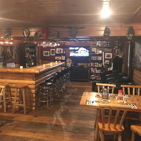 Muskie Bay Resort Nestor Falls Экстерьер фото