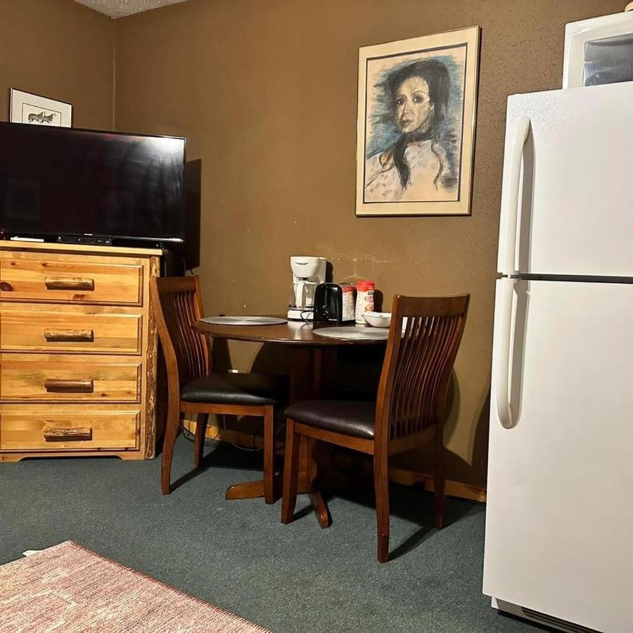 Muskie Bay Resort Nestor Falls Экстерьер фото