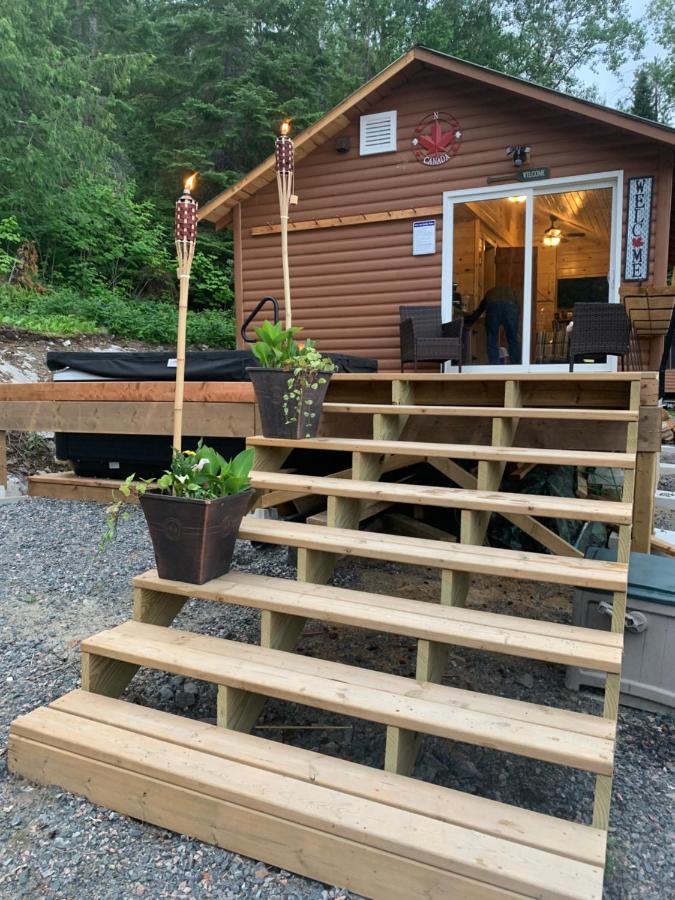 Muskie Bay Resort Nestor Falls Экстерьер фото