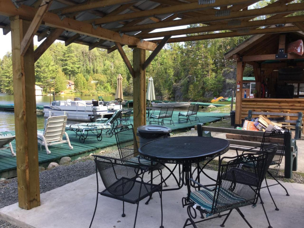 Muskie Bay Resort Nestor Falls Экстерьер фото